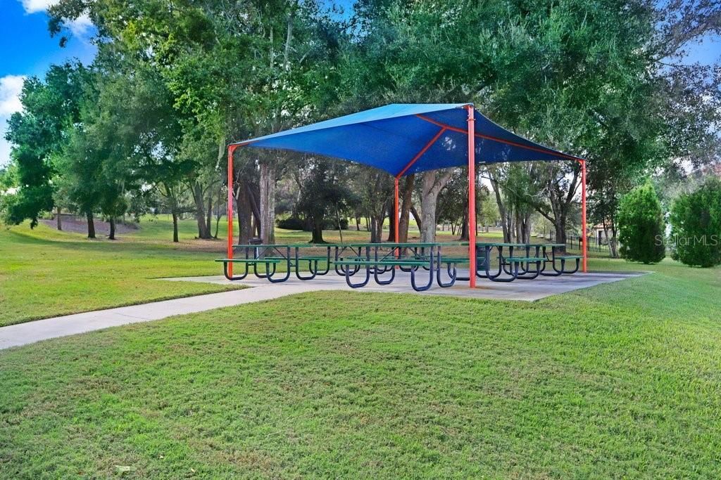 En Venta: $346,900 (3 camas, 2 baños, 1584 Pies cuadrados)