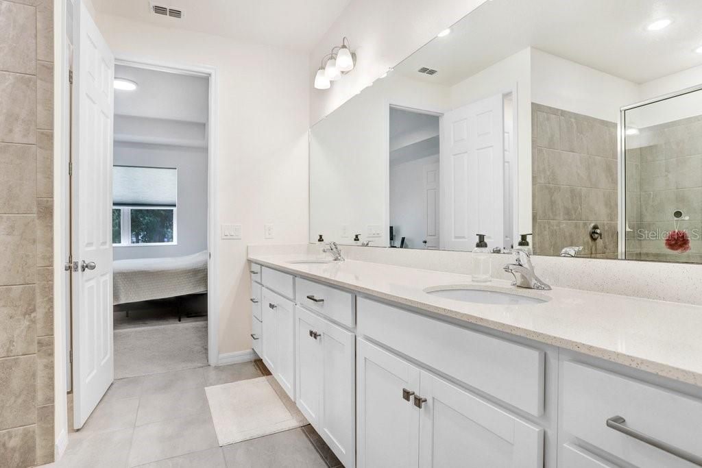 En Venta: $346,900 (3 camas, 2 baños, 1584 Pies cuadrados)