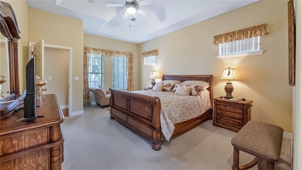 For Sale: $1,350,000 (3 beds, 3 baths, 2919 Square Feet)