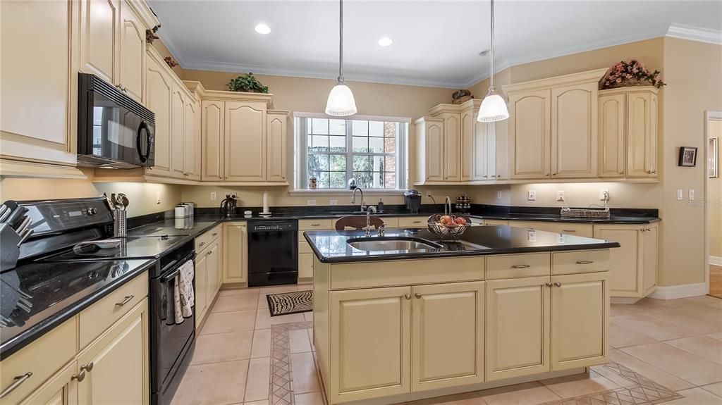 For Sale: $1,350,000 (3 beds, 3 baths, 2919 Square Feet)