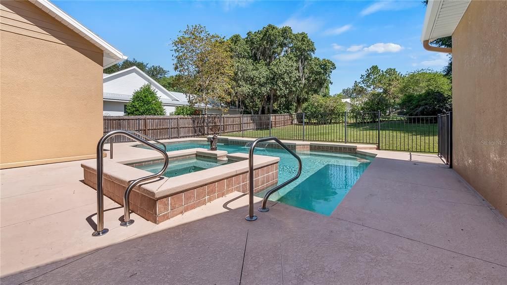 For Sale: $1,350,000 (3 beds, 3 baths, 2919 Square Feet)