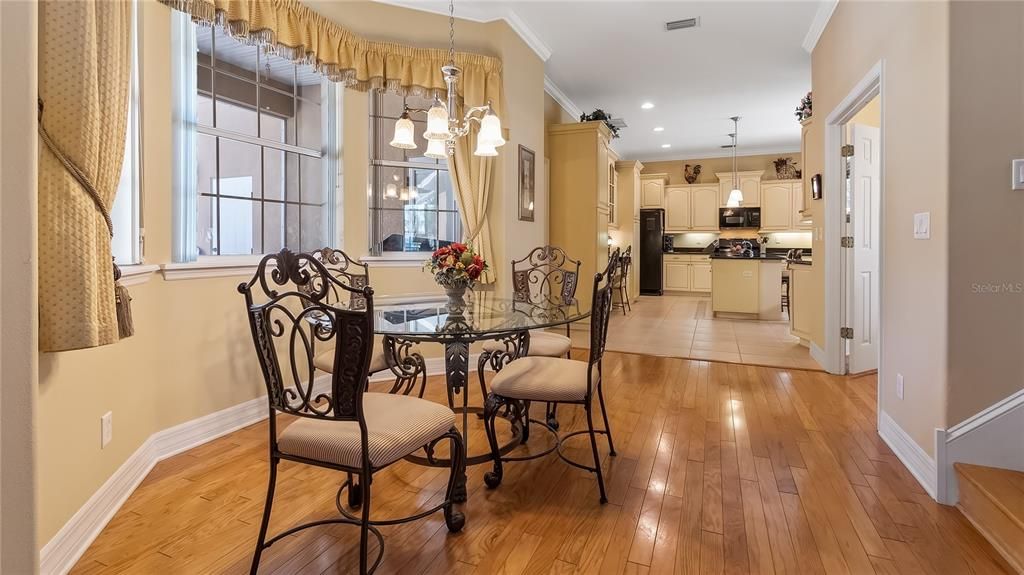 For Sale: $1,350,000 (3 beds, 3 baths, 2919 Square Feet)