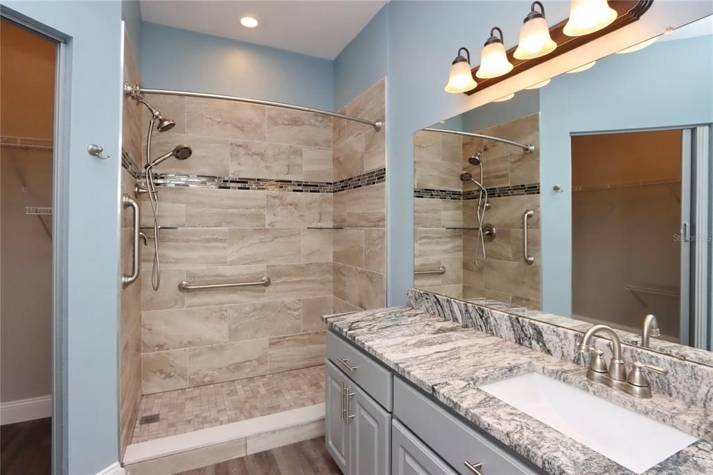 En Venta: $230,000 (2 camas, 2 baños, 1140 Pies cuadrados)