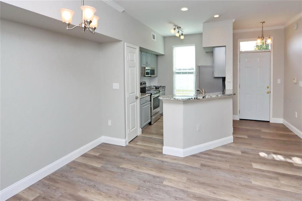 En Venta: $230,000 (2 camas, 2 baños, 1140 Pies cuadrados)