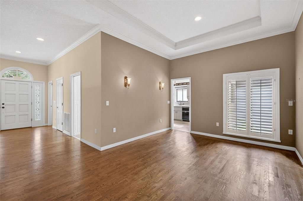 For Sale: $560,000 (3 beds, 2 baths, 2970 Square Feet)