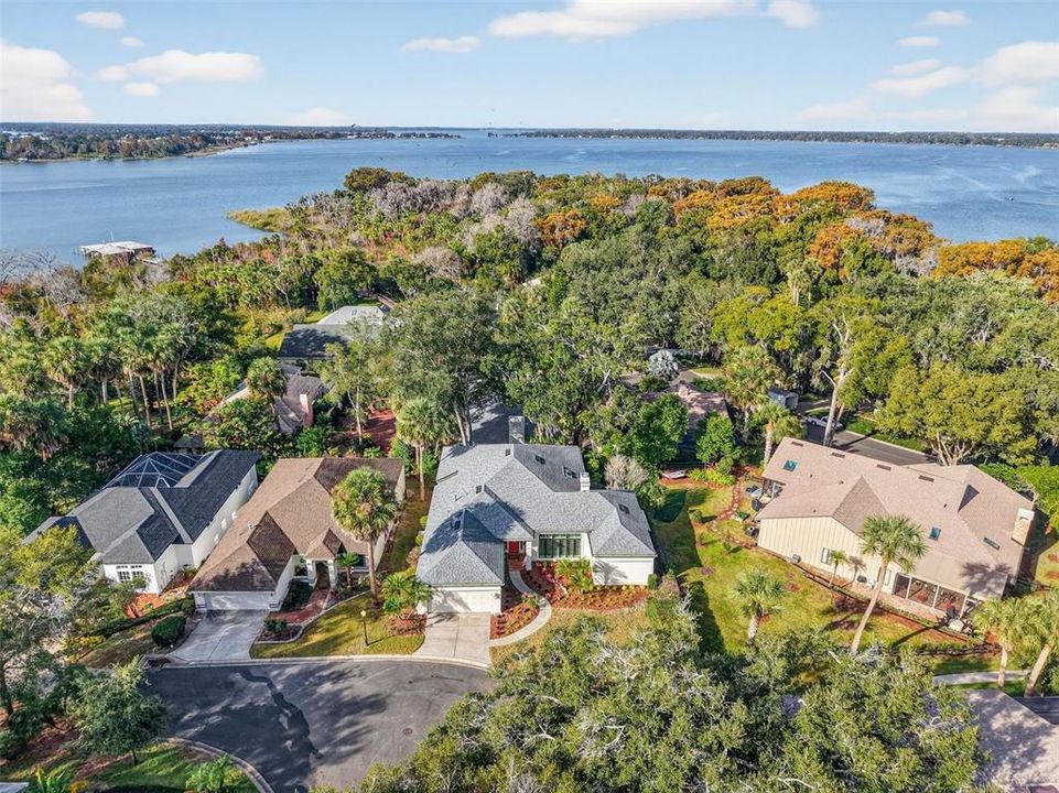 For Sale: $560,000 (3 beds, 2 baths, 2970 Square Feet)