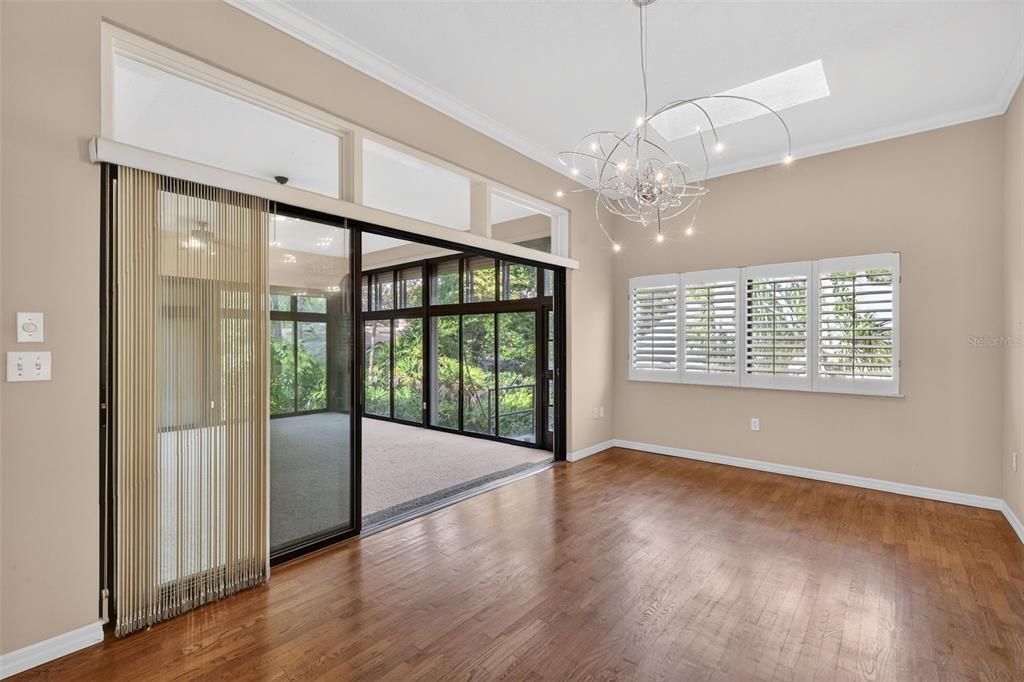 For Sale: $560,000 (3 beds, 2 baths, 2970 Square Feet)