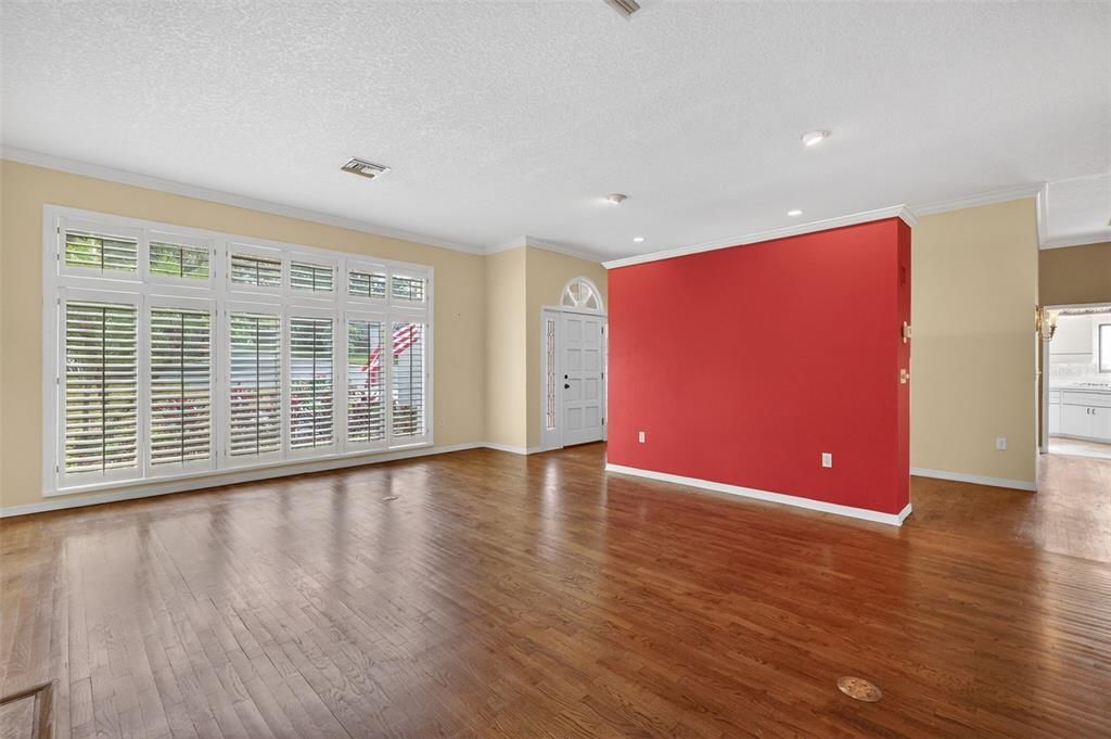 For Sale: $560,000 (3 beds, 2 baths, 2970 Square Feet)