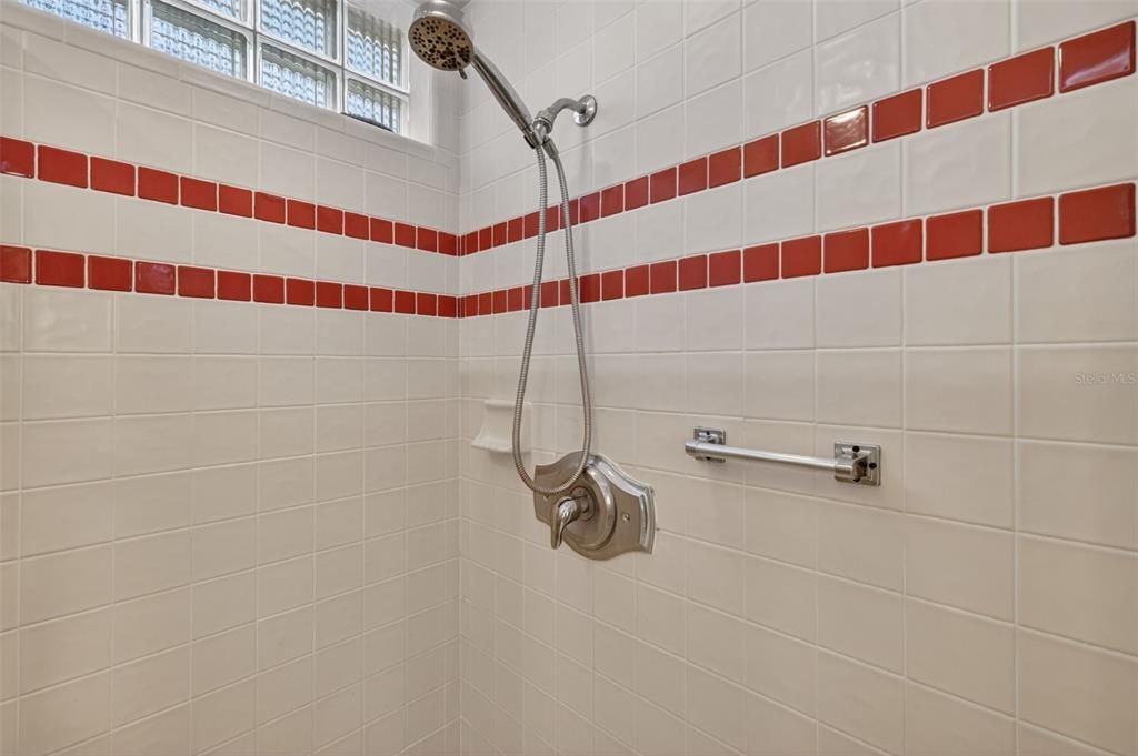 For Sale: $560,000 (3 beds, 2 baths, 2970 Square Feet)