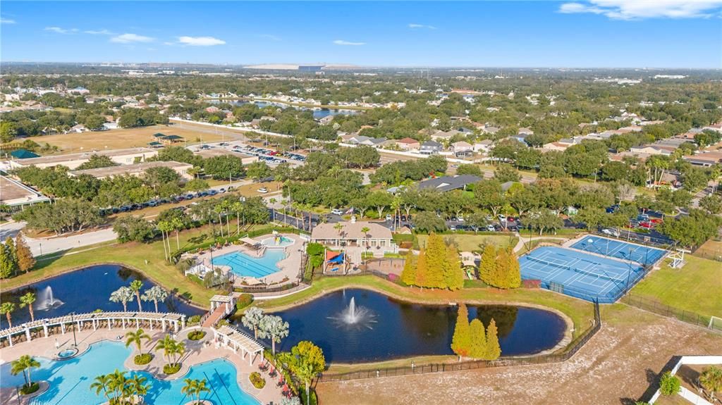 For Sale: $325,000 (3 beds, 2 baths, 1686 Square Feet)