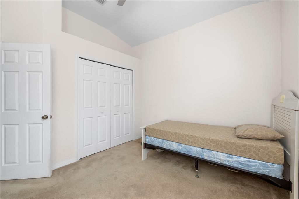 For Sale: $325,000 (3 beds, 2 baths, 1686 Square Feet)