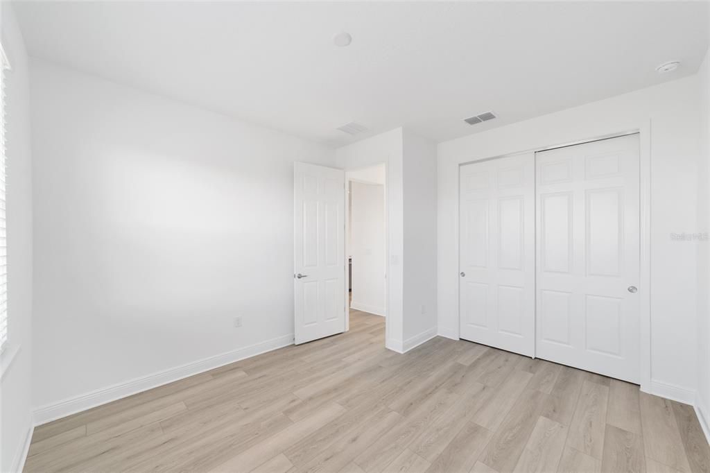 待售: $367,000 (2 贝兹, 2 浴室, 1718 平方英尺)