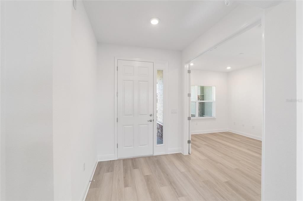 待售: $367,000 (2 贝兹, 2 浴室, 1718 平方英尺)