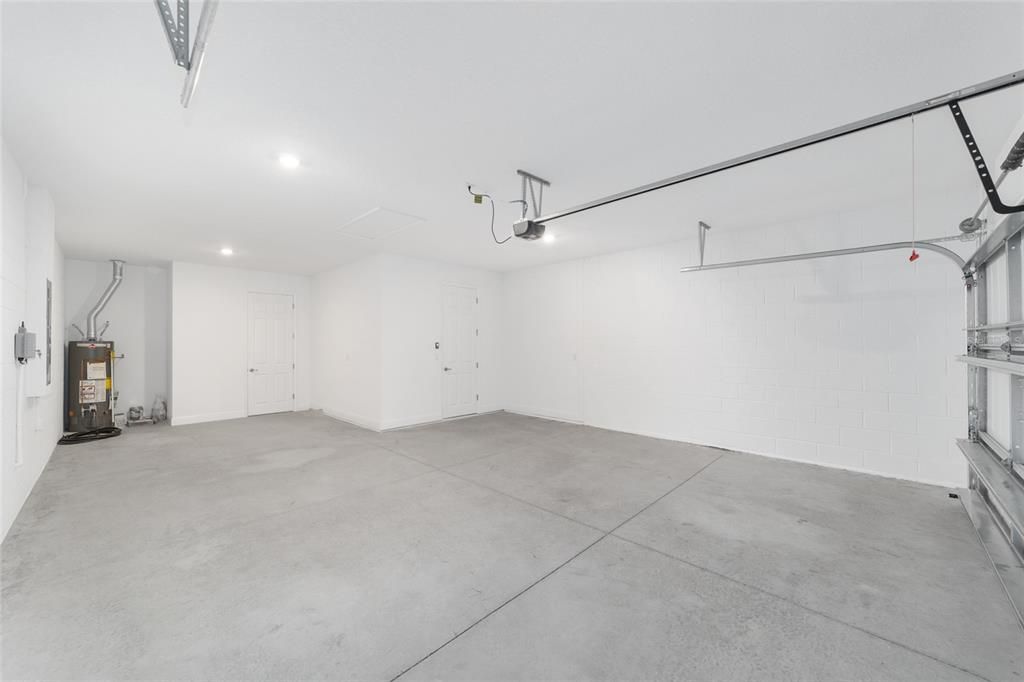 待售: $367,000 (2 贝兹, 2 浴室, 1718 平方英尺)