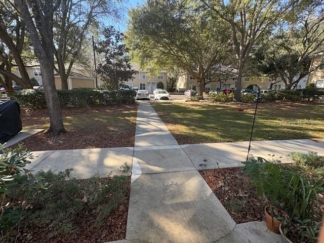 待售: $184,900 (2 贝兹, 2 浴室, 1114 平方英尺)