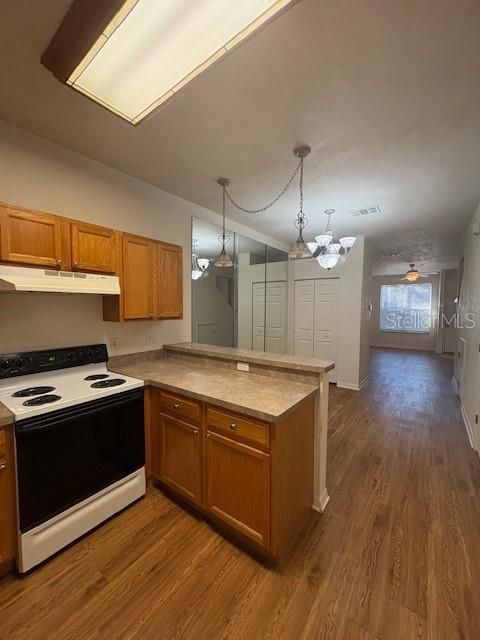 待售: $184,900 (2 贝兹, 2 浴室, 1114 平方英尺)