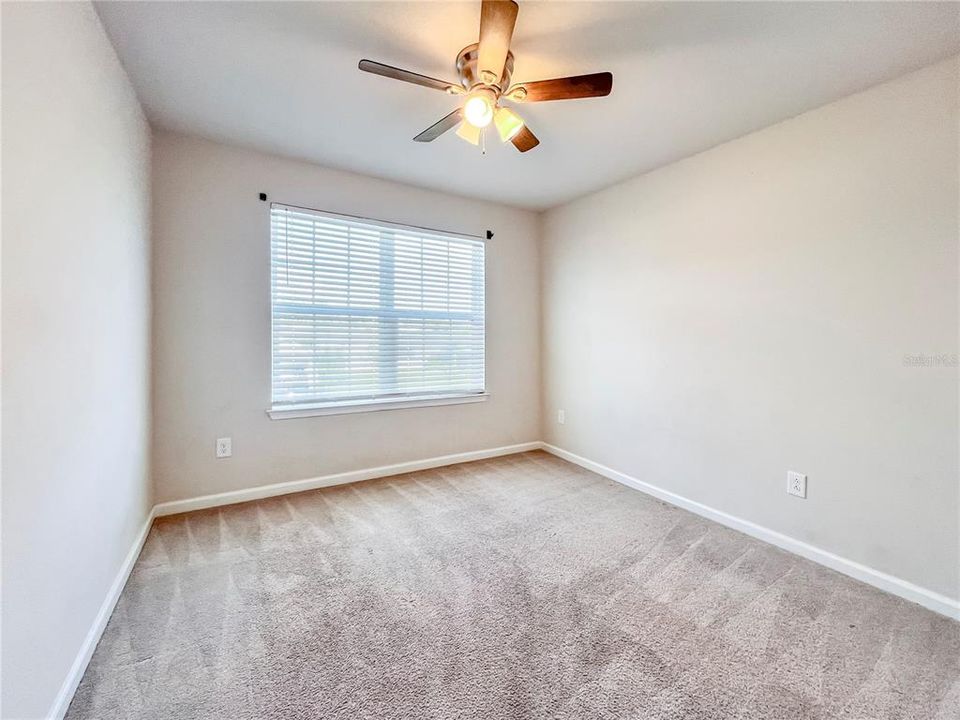 В аренду: $2,650 (4 спален, 2 ванн, 2048 Квадратных фут)