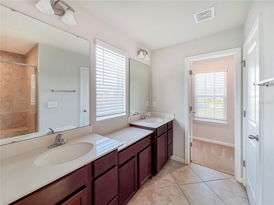 В аренду: $2,650 (4 спален, 2 ванн, 2048 Квадратных фут)