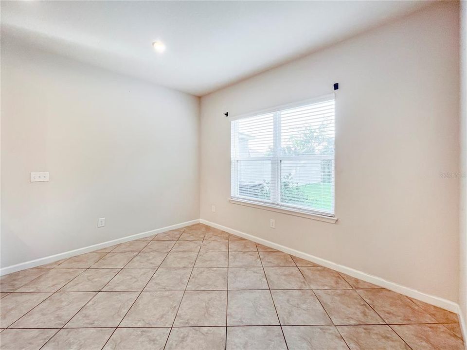 В аренду: $2,650 (4 спален, 2 ванн, 2048 Квадратных фут)