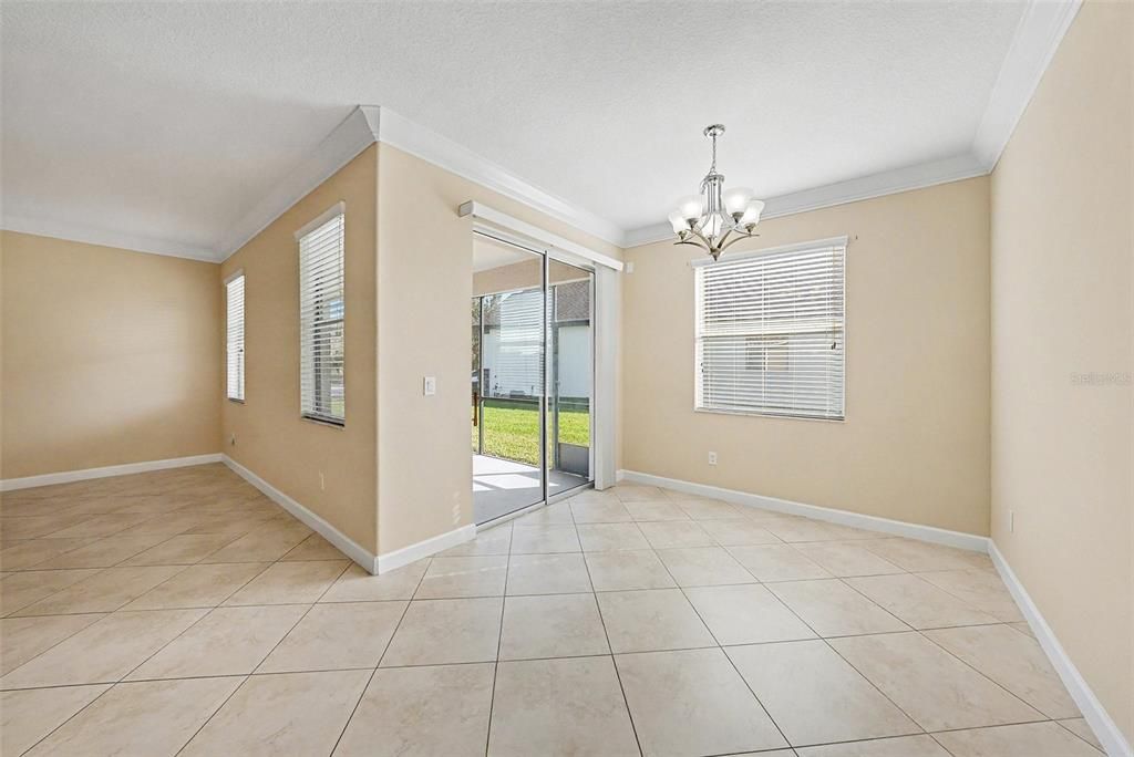 For Sale: $385,000 (3 beds, 2 baths, 1754 Square Feet)