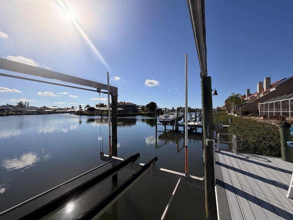 For Sale: $865,000 (3 beds, 2 baths, 2477 Square Feet)