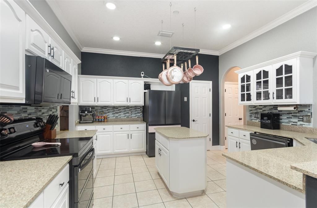 For Sale: $675,000 (4 beds, 3 baths, 2235 Square Feet)