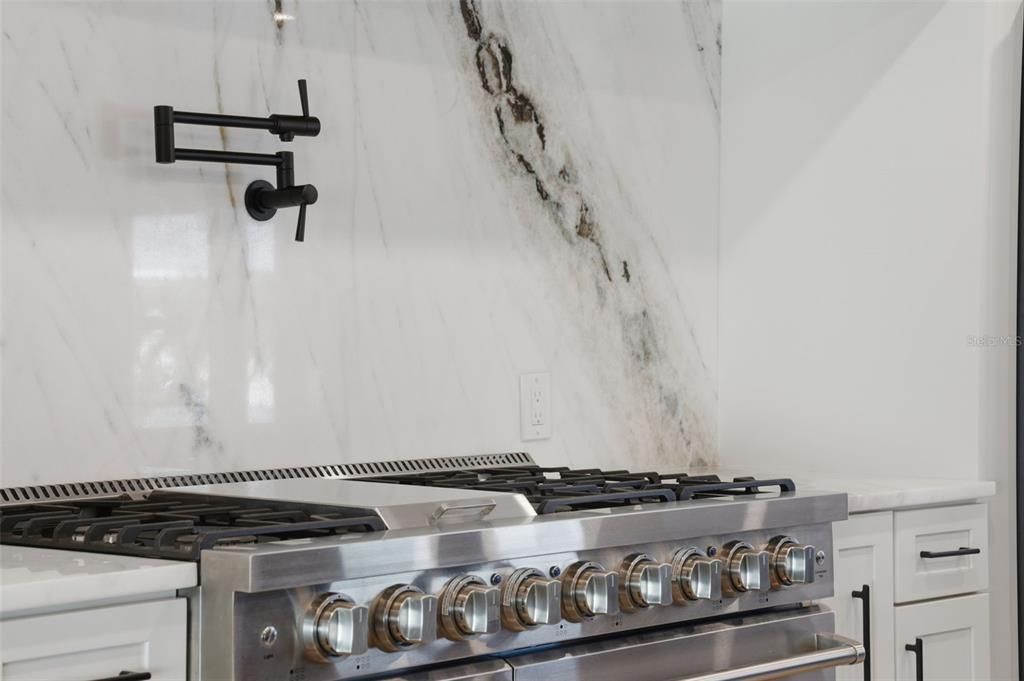 For Sale: $2,499,000 (3 beds, 4 baths, 2180 Square Feet)