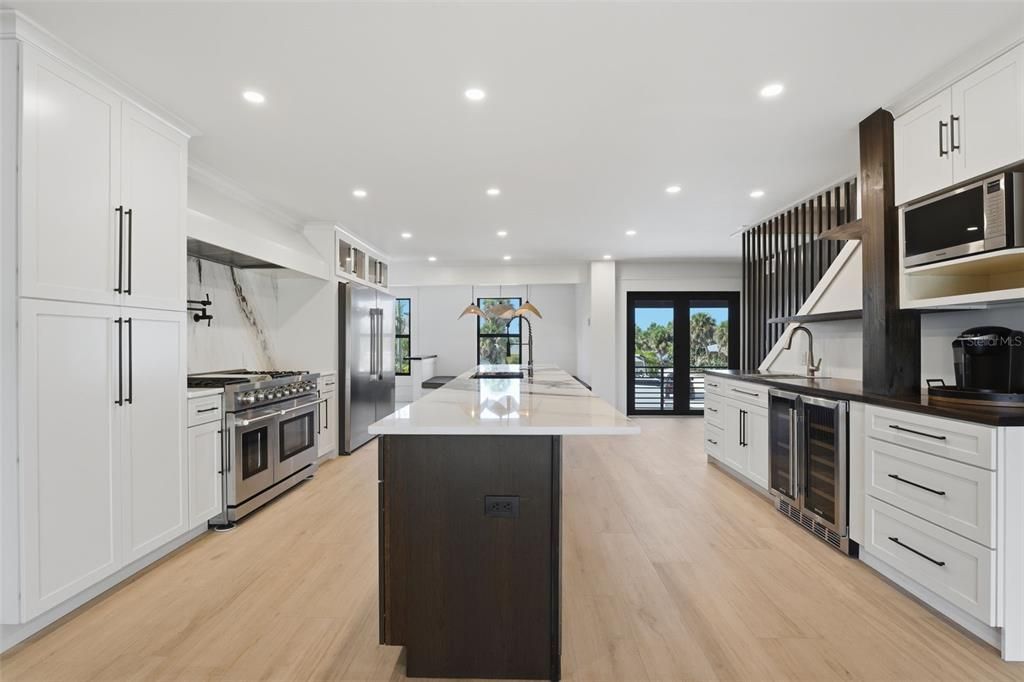 For Sale: $2,499,000 (3 beds, 4 baths, 2180 Square Feet)