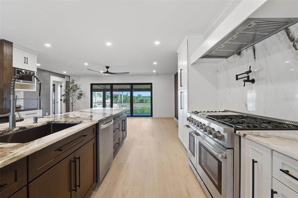 For Sale: $2,499,000 (3 beds, 4 baths, 2180 Square Feet)