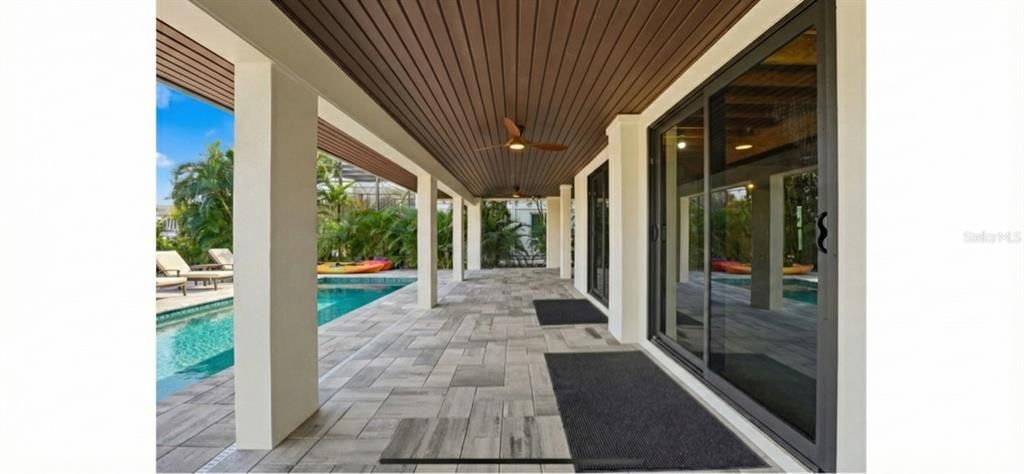 For Sale: $2,499,000 (3 beds, 4 baths, 2180 Square Feet)