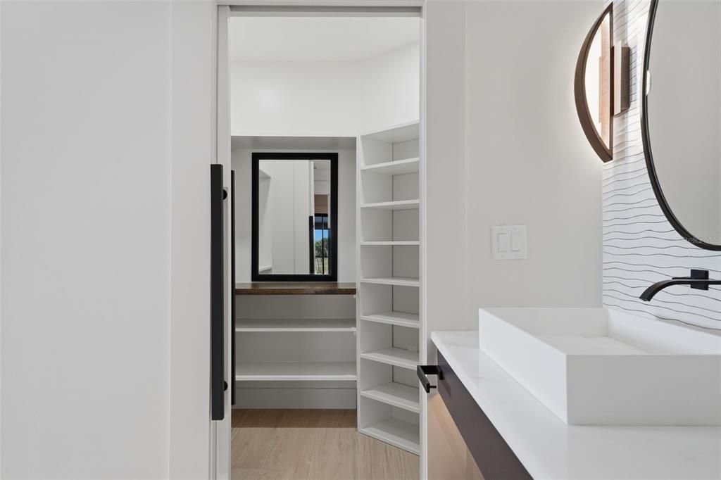 For Sale: $2,499,000 (3 beds, 4 baths, 2180 Square Feet)