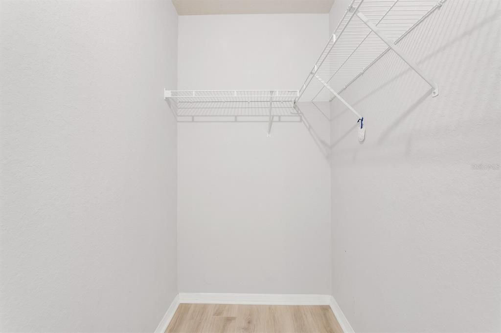 For Sale: $425,000 (2 beds, 2 baths, 1234 Square Feet)