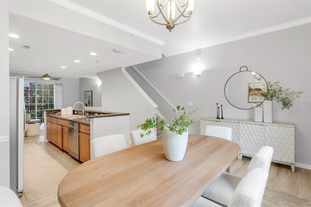 For Sale: $425,000 (2 beds, 2 baths, 1234 Square Feet)