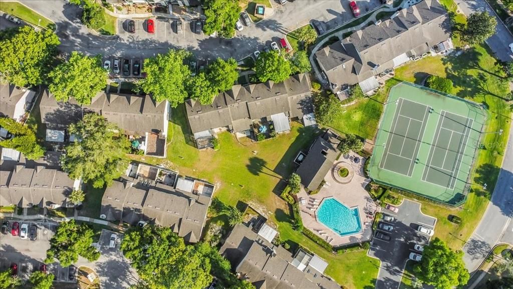 На продажу: $255,000 (2 спален, 2 ванн, 1335 Квадратных фут)