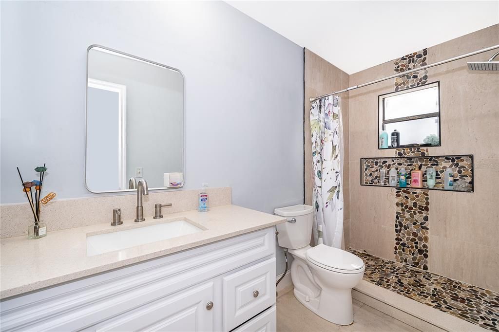 For Sale: $284,900 (3 beds, 2 baths, 1159 Square Feet)