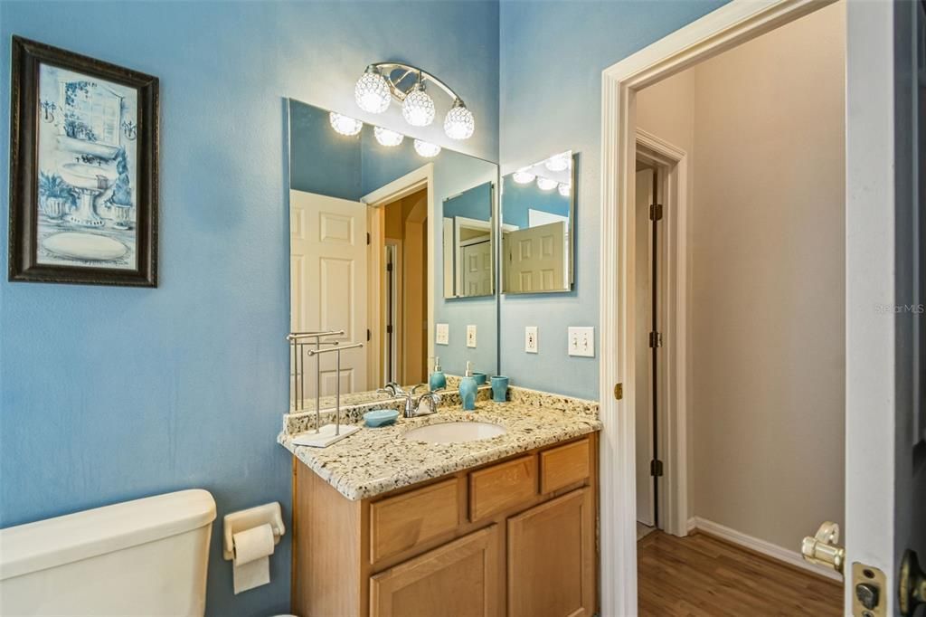 For Sale: $325,000 (3 beds, 2 baths, 1786 Square Feet)