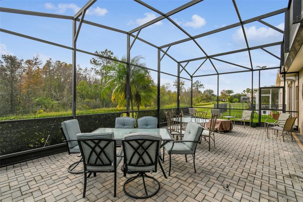 For Sale: $325,000 (3 beds, 2 baths, 1786 Square Feet)