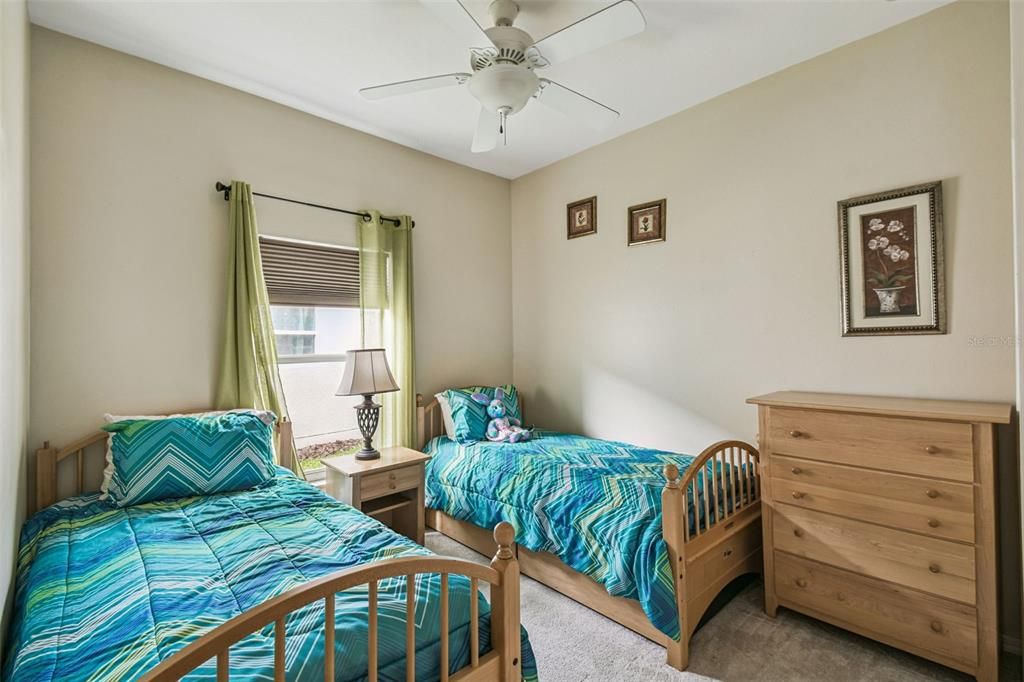 For Sale: $325,000 (3 beds, 2 baths, 1786 Square Feet)