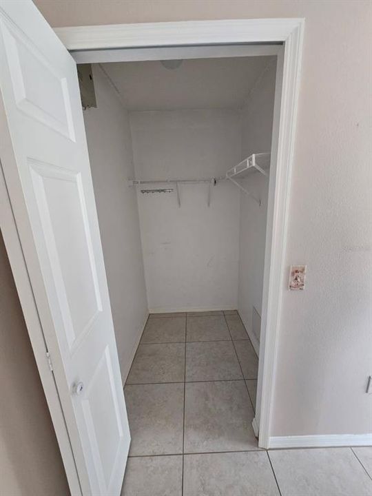 В аренду: $1,700 (3 спален, 2 ванн, 1235 Квадратных фут)