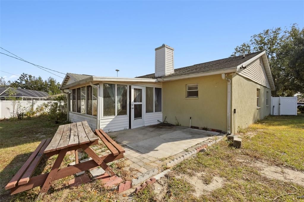 待售: $290,000 (3 贝兹, 2 浴室, 1547 平方英尺)