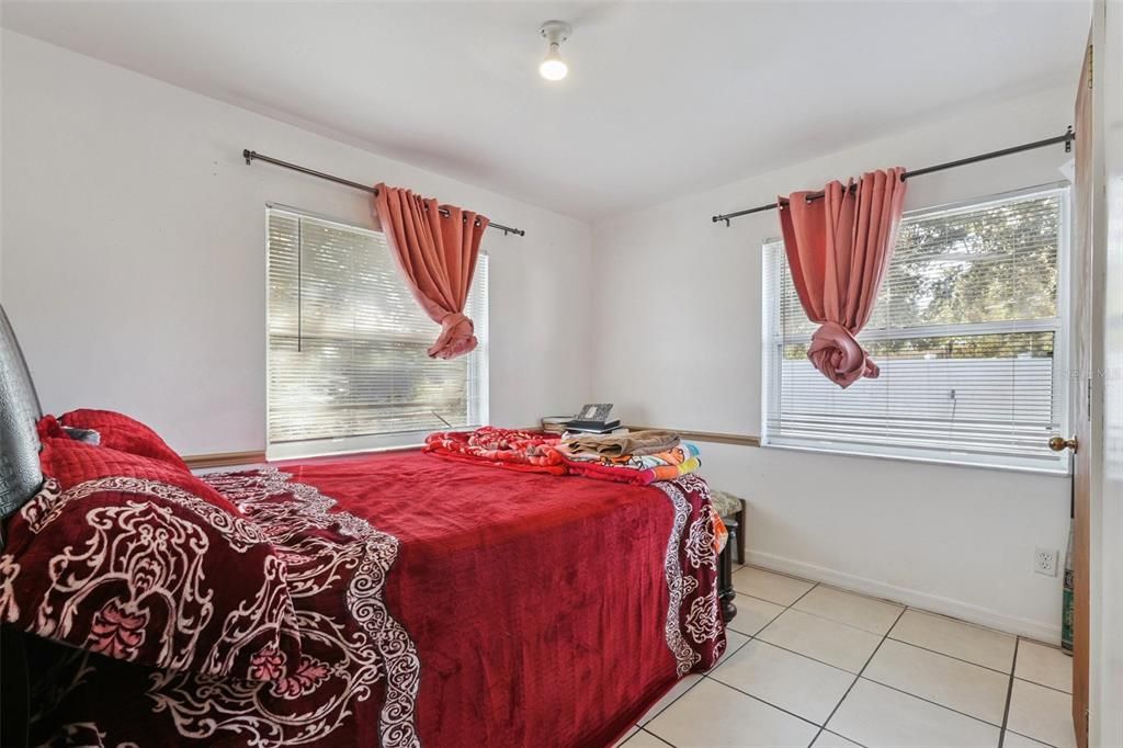 待售: $290,000 (3 贝兹, 2 浴室, 1547 平方英尺)