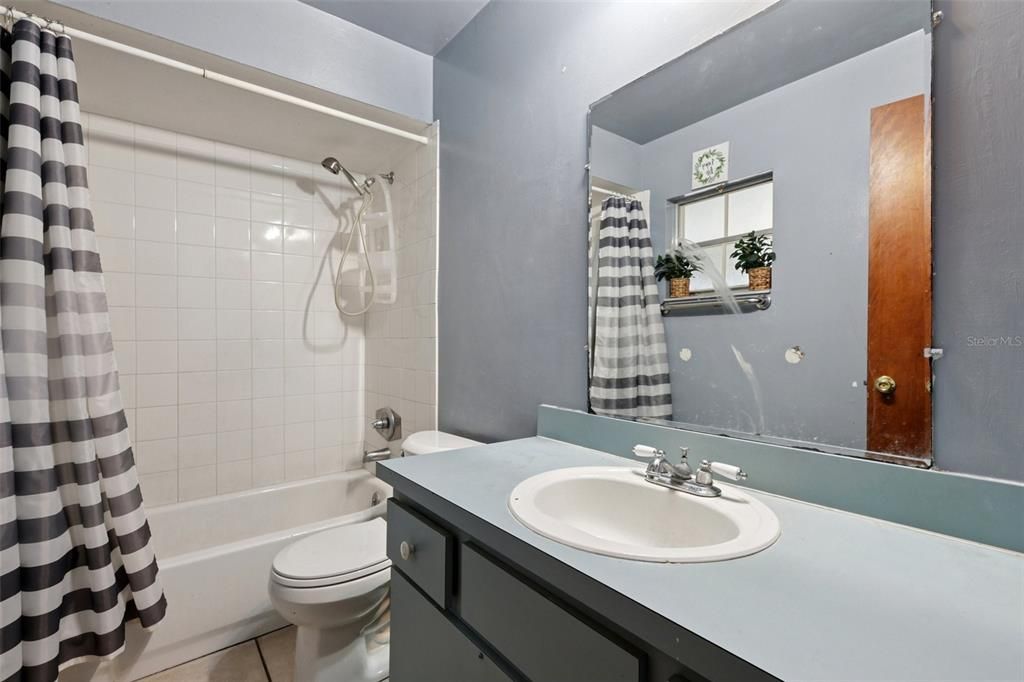 待售: $290,000 (3 贝兹, 2 浴室, 1547 平方英尺)