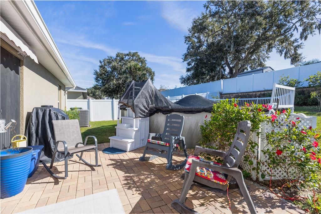 En Venta: $389,000 (4 camas, 2 baños, 2330 Pies cuadrados)