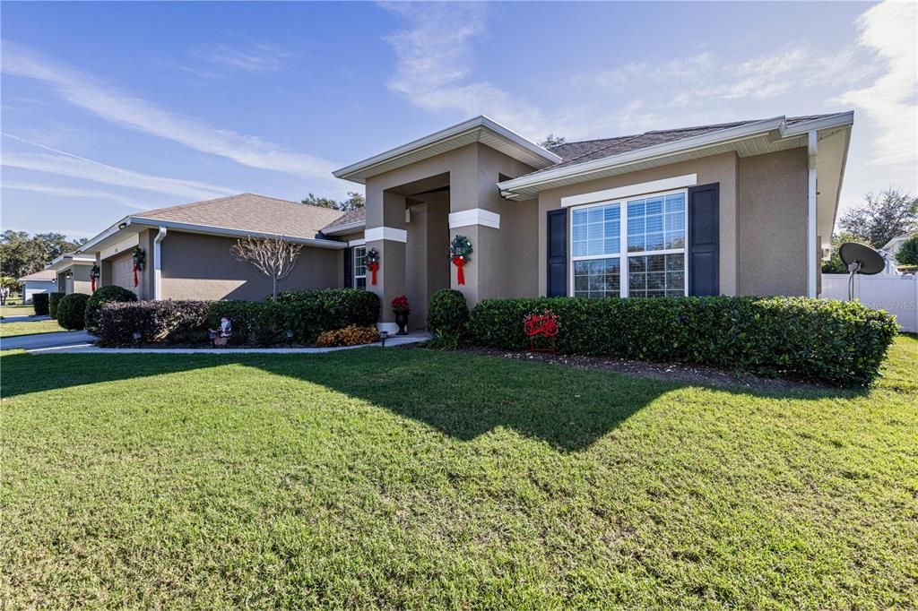 En Venta: $389,000 (4 camas, 2 baños, 2330 Pies cuadrados)