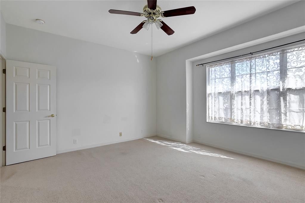 En Venta: $799,900 (5 camas, 3 baños, 3535 Pies cuadrados)