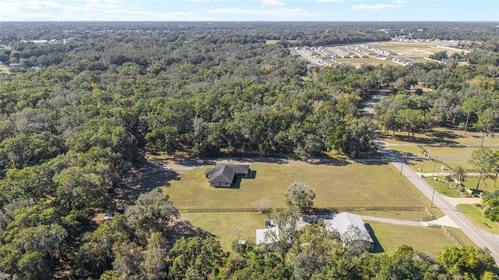 En Venta: $375,000 (3 camas, 2 baños, 2078 Pies cuadrados)