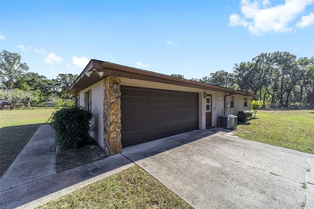 En Venta: $375,000 (3 camas, 2 baños, 2078 Pies cuadrados)