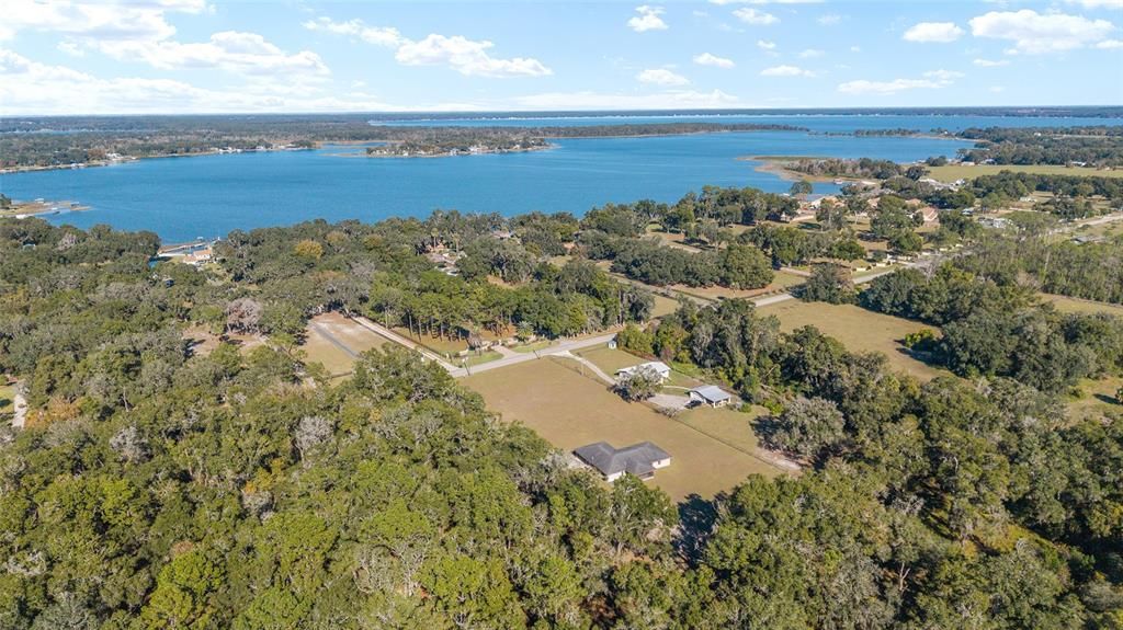 En Venta: $375,000 (3 camas, 2 baños, 2078 Pies cuadrados)