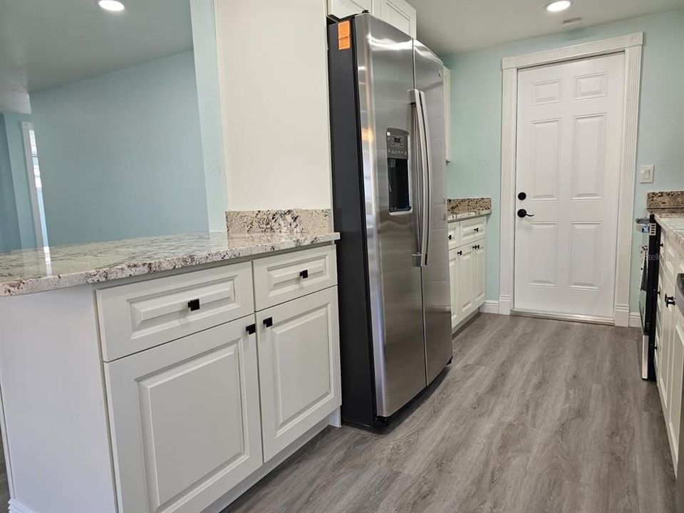 For Rent: $3,000 (2 beds, 2 baths, 1675 Square Feet)