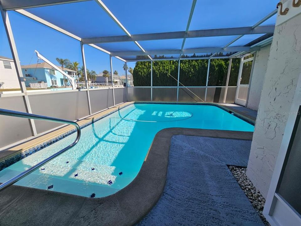 For Rent: $3,000 (2 beds, 2 baths, 1675 Square Feet)